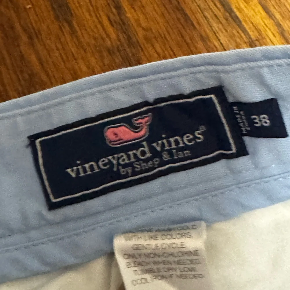 Vineyard vine men’s shorts‎